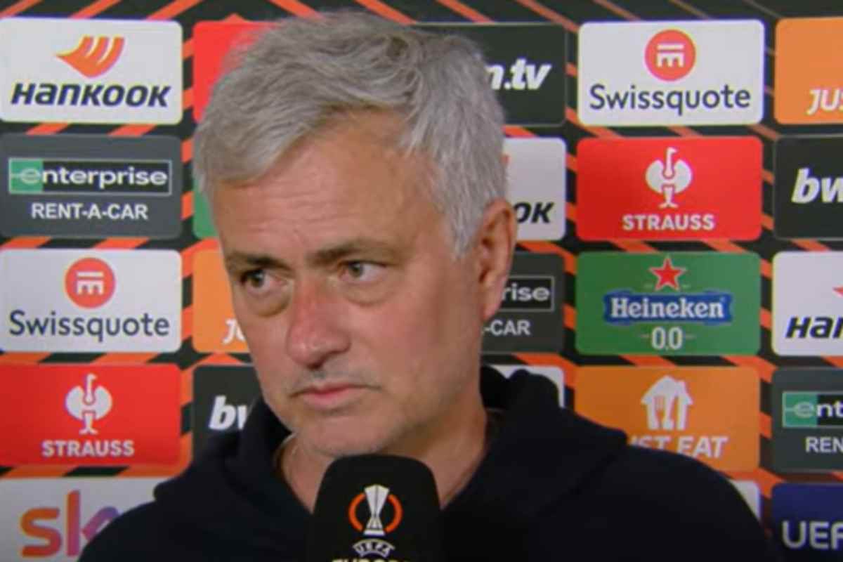 Mourinho intervistato dopo una partita