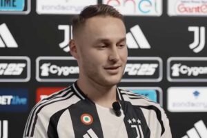 Koopmeiners si presenta alla Juve