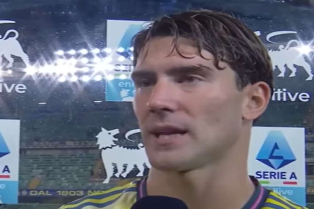 Vlahovic intervistato dopo una partita della Juventus